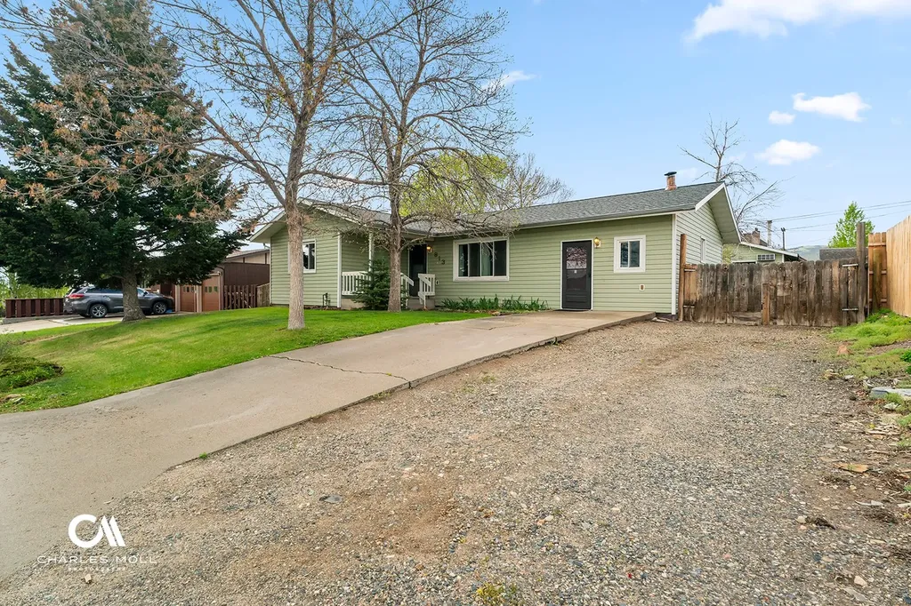 813 Cherry Avenue Helena MT 59601