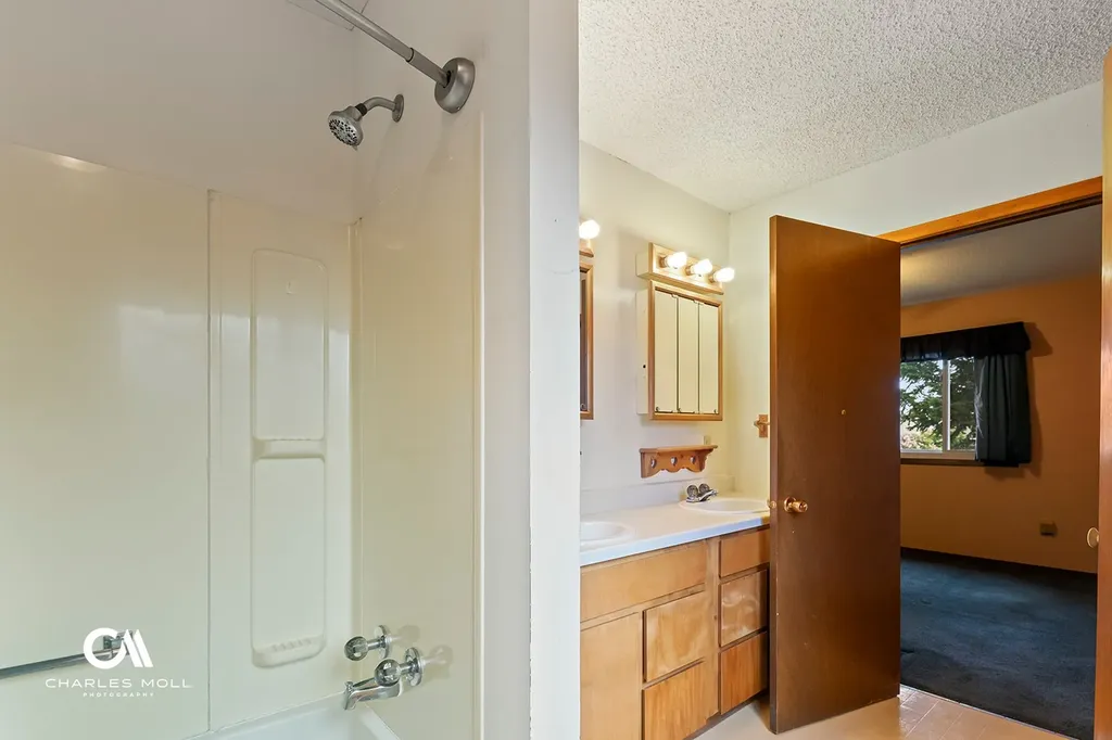 813 Cherry Avenue Helena MT 59601