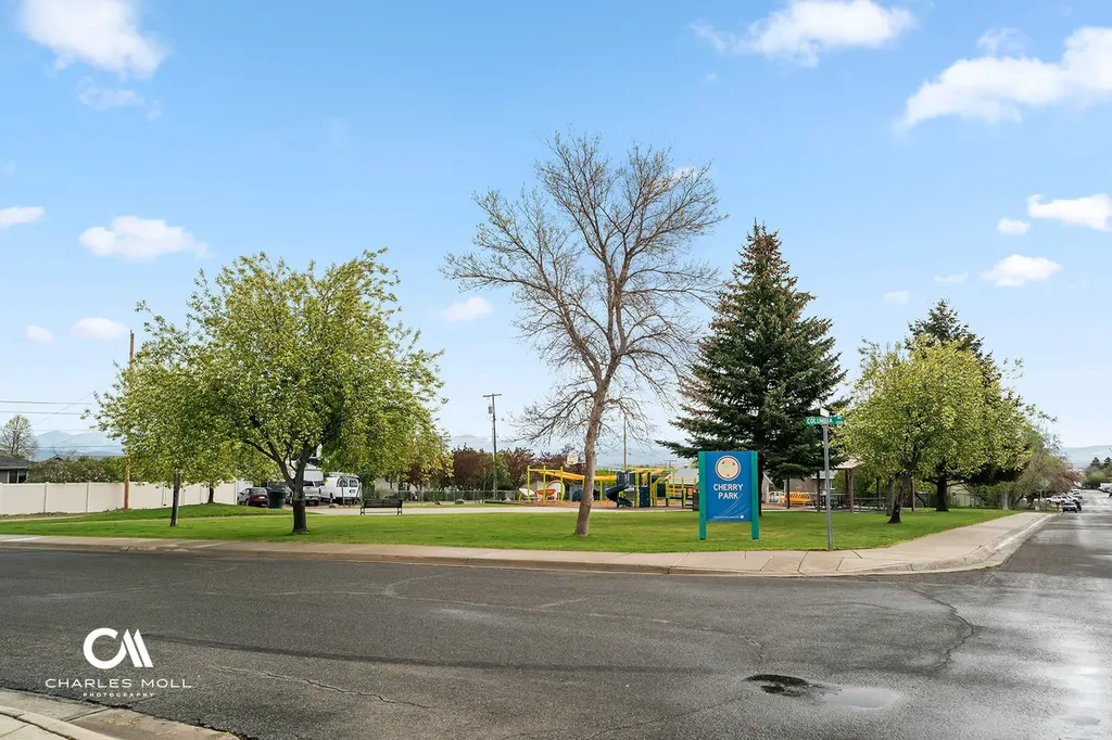 813 Cherry Avenue Helena MT 59601