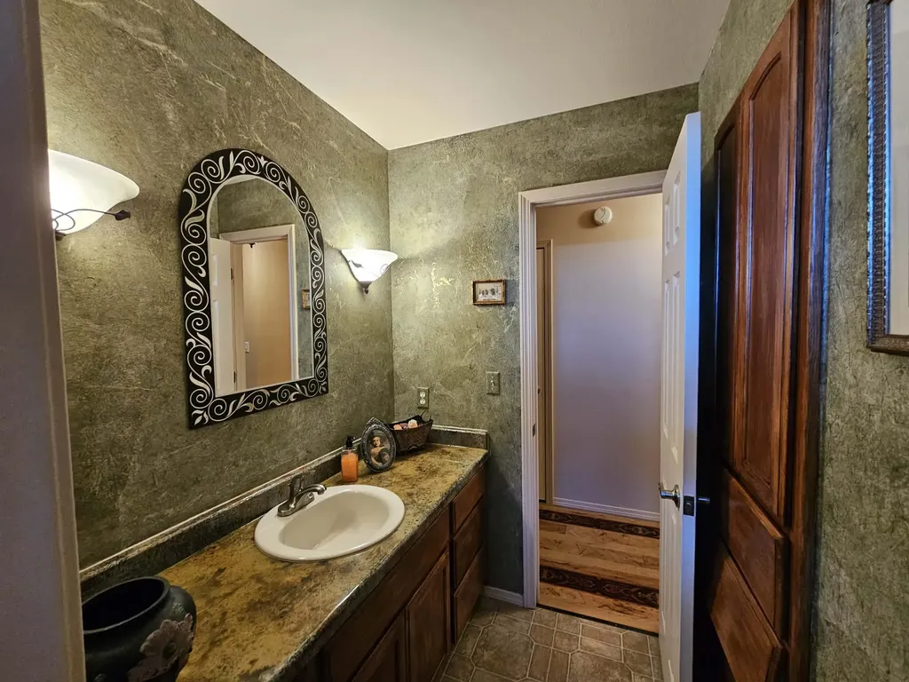 116 Alberta Court Hamilton MT 59840