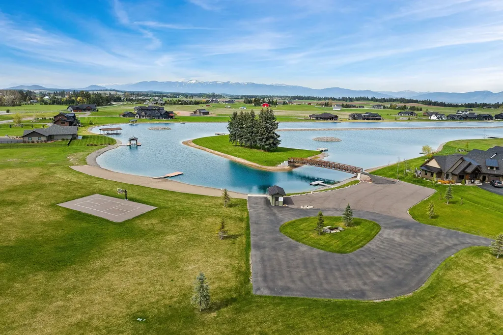 140 Rosewater Loop Kalispell MT 59901