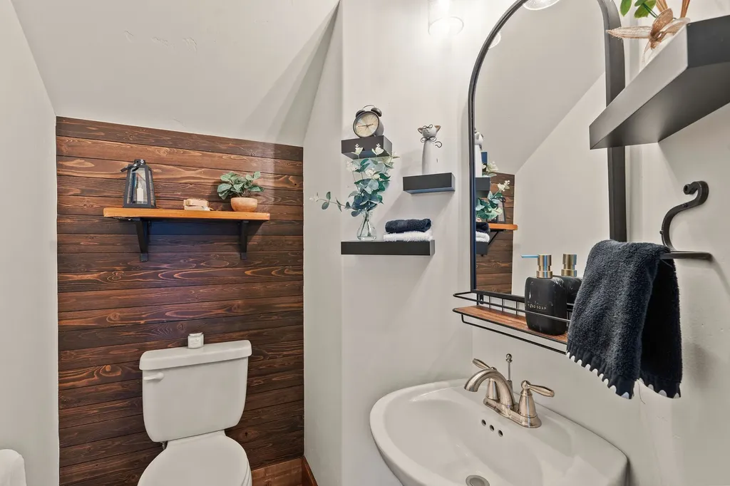 140 Rosewater Loop Kalispell MT 59901