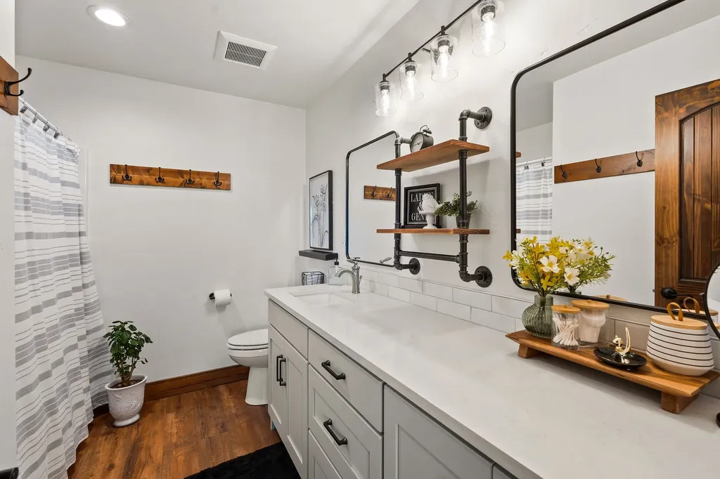 140 Rosewater Loop Kalispell MT 59901