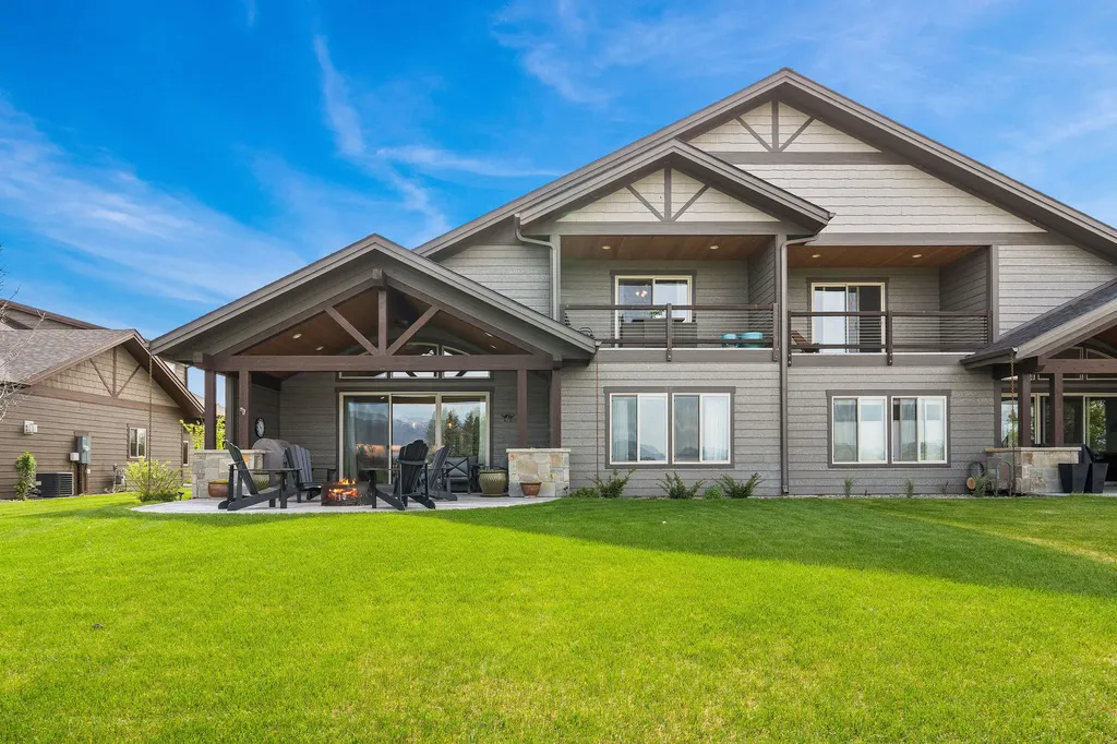 140 Rosewater Loop Kalispell MT 59901