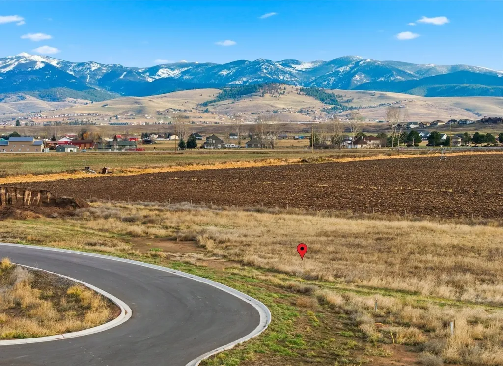 2562 Spinner Fall Way Missoula MT 59808