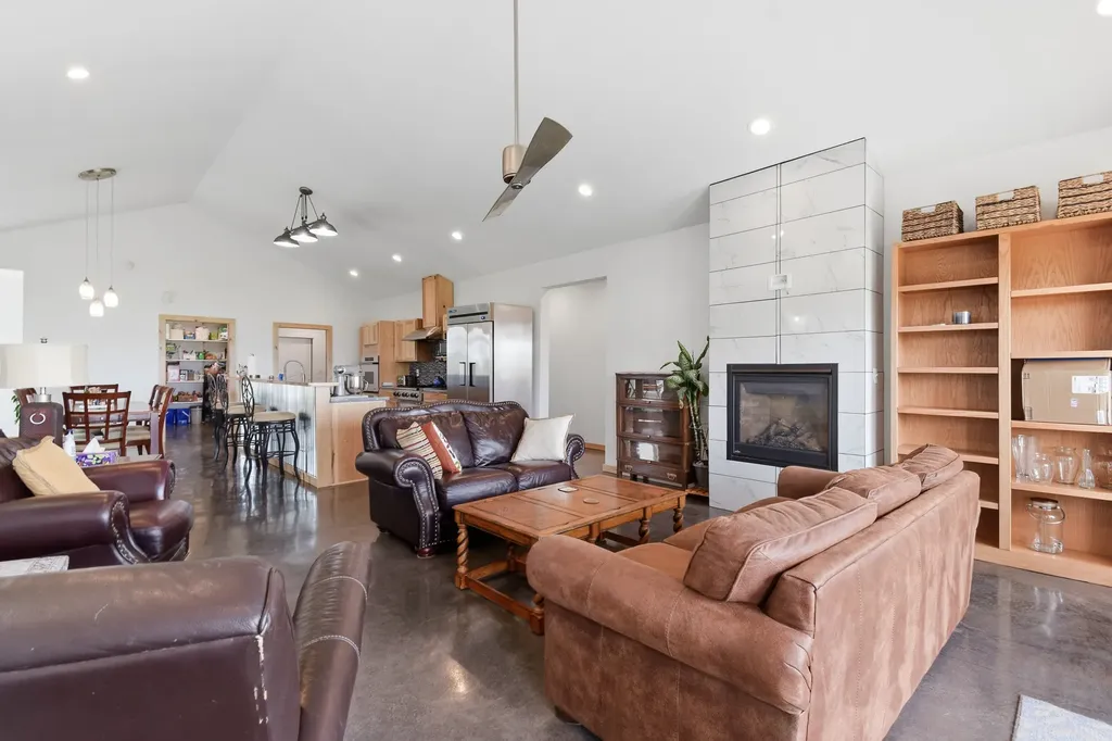 4111 53rd Avenue SW Great Falls MT 59404