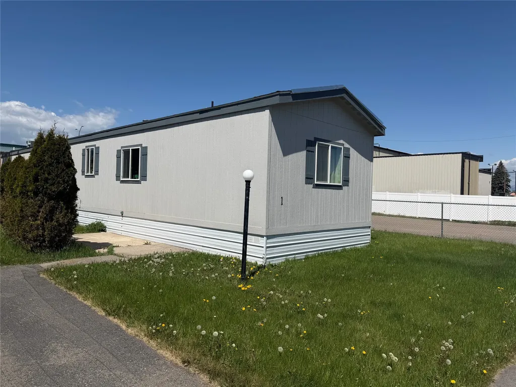 110 E Evergreen Drive Kalispell MT 59901