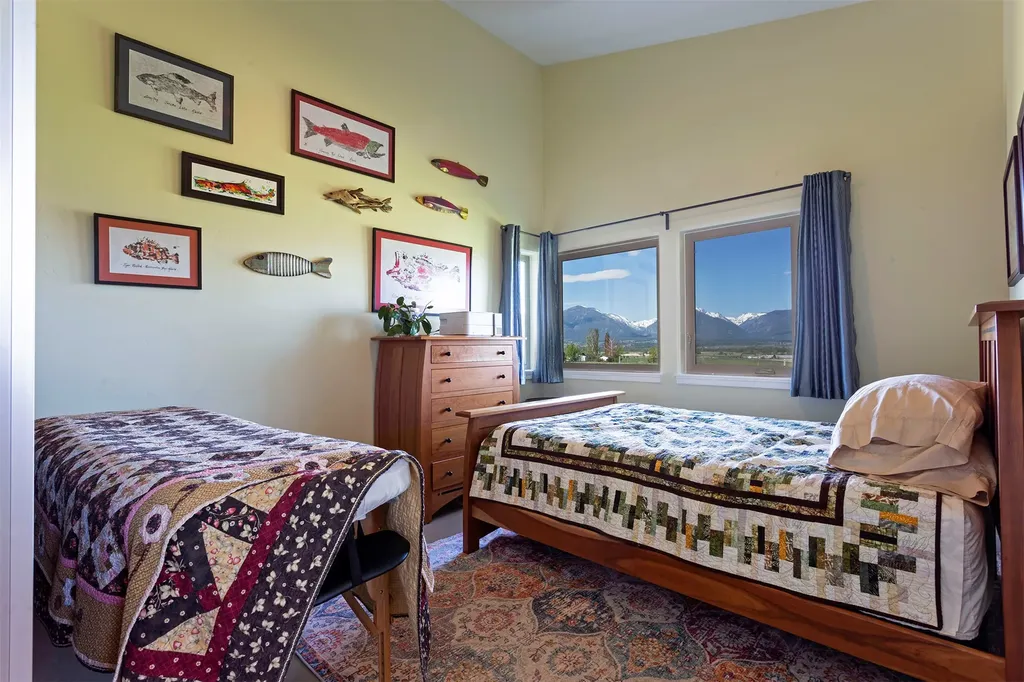 753 Heaven Bound Lane Corvallis MT 59828