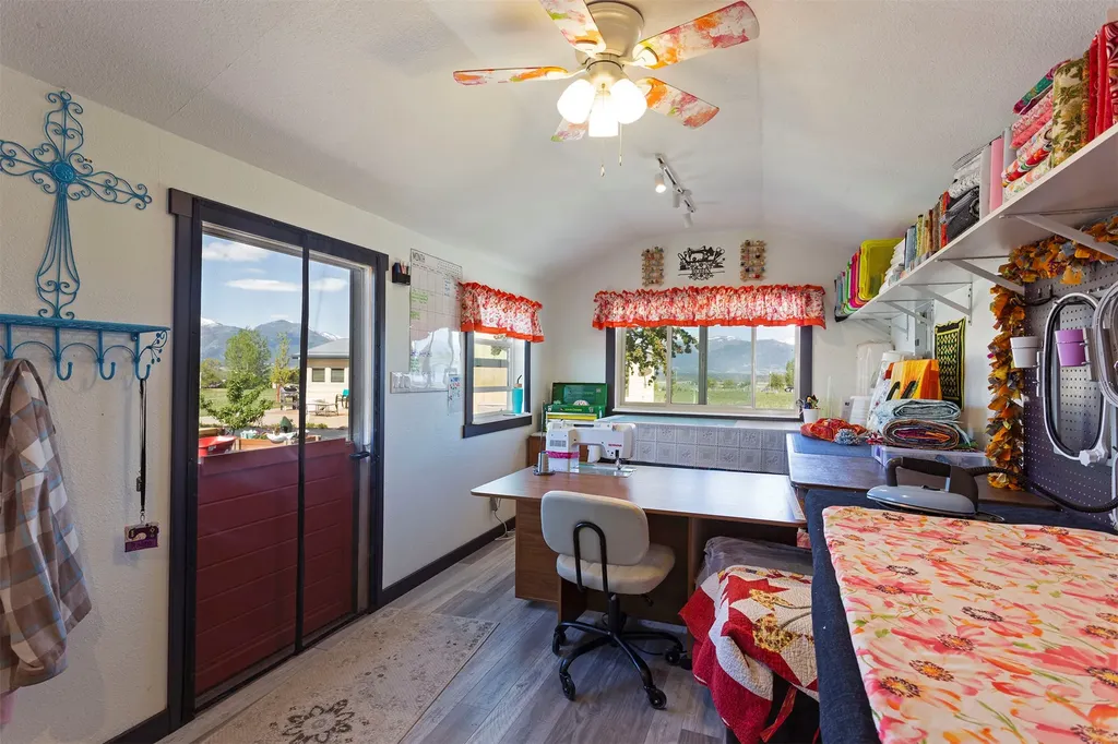 753 Heaven Bound Lane Corvallis MT 59828