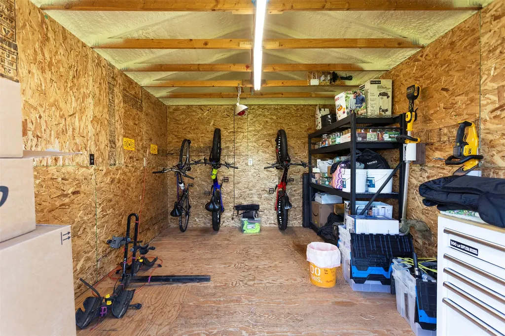 753 Heaven Bound Lane Corvallis MT 59828