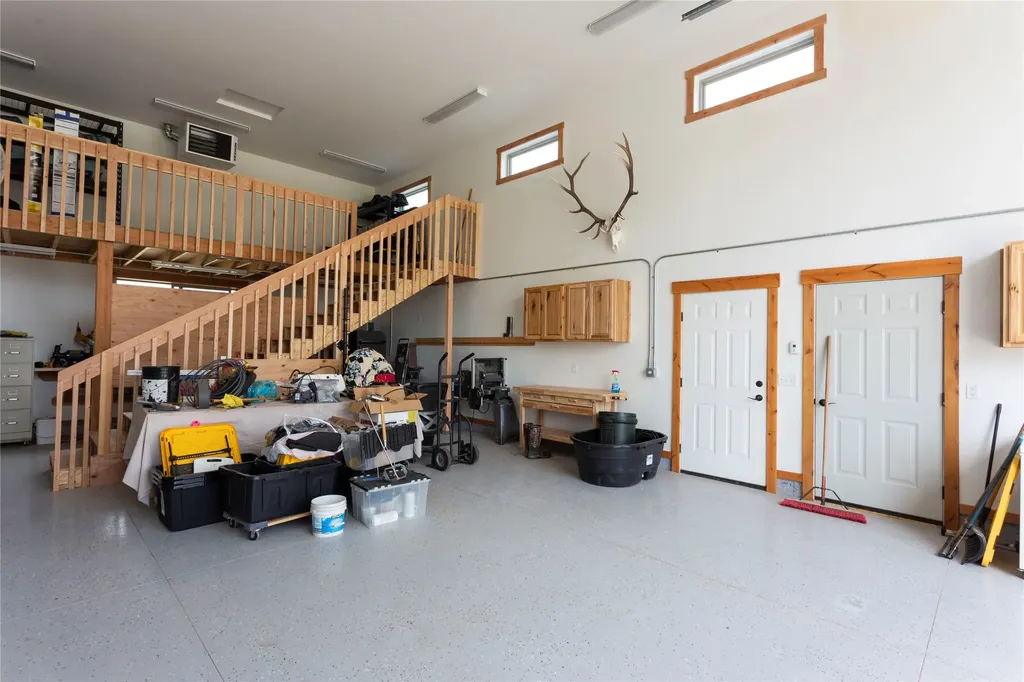 753 Heaven Bound Lane Corvallis MT 59828