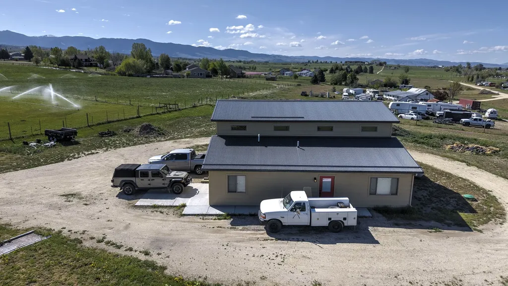 753 Heaven Bound Lane Corvallis MT 59828