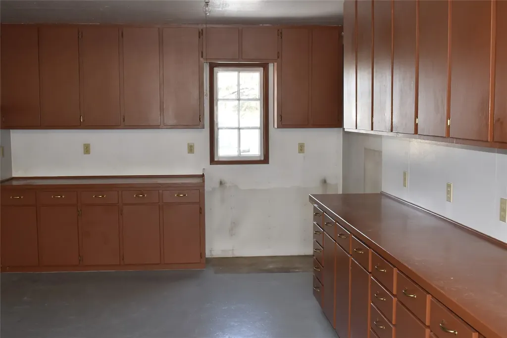 2 S Main Street Conrad MT 59425
