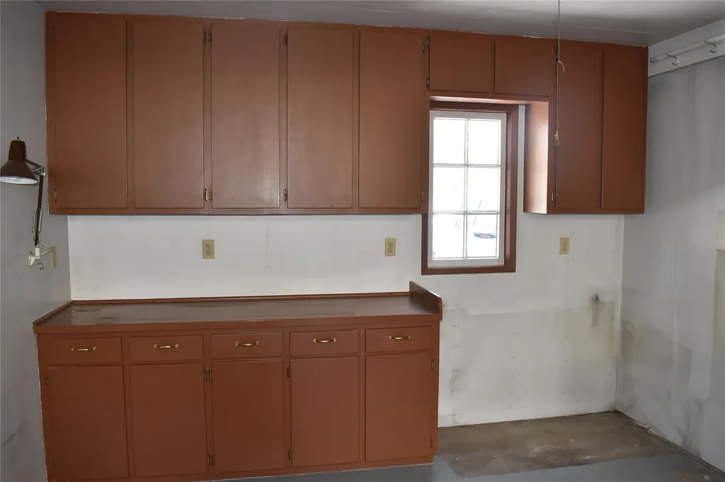2 S Main Street Conrad MT 59425