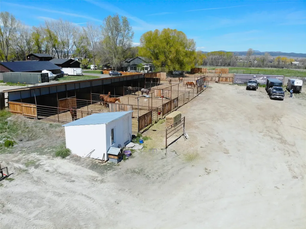 1280 Ryanns Lane Helena MT 59602