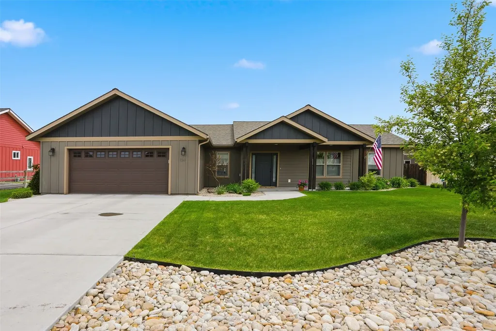 138 Farm Land Lane Corvallis MT 59828