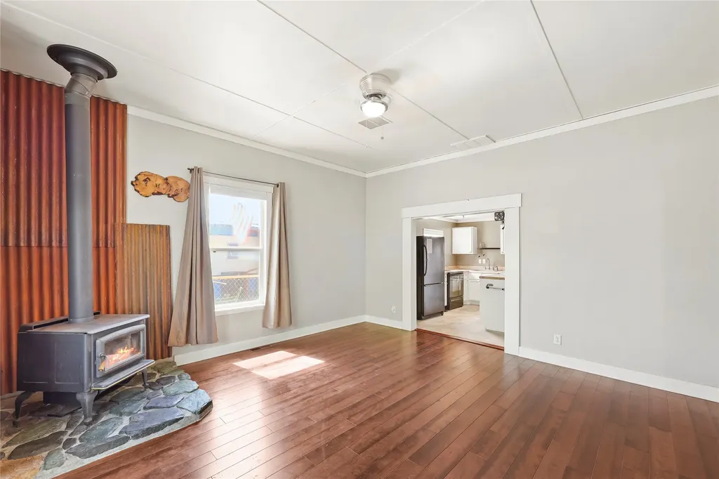 104 2nd Avenue W Columbia Falls MT 59912