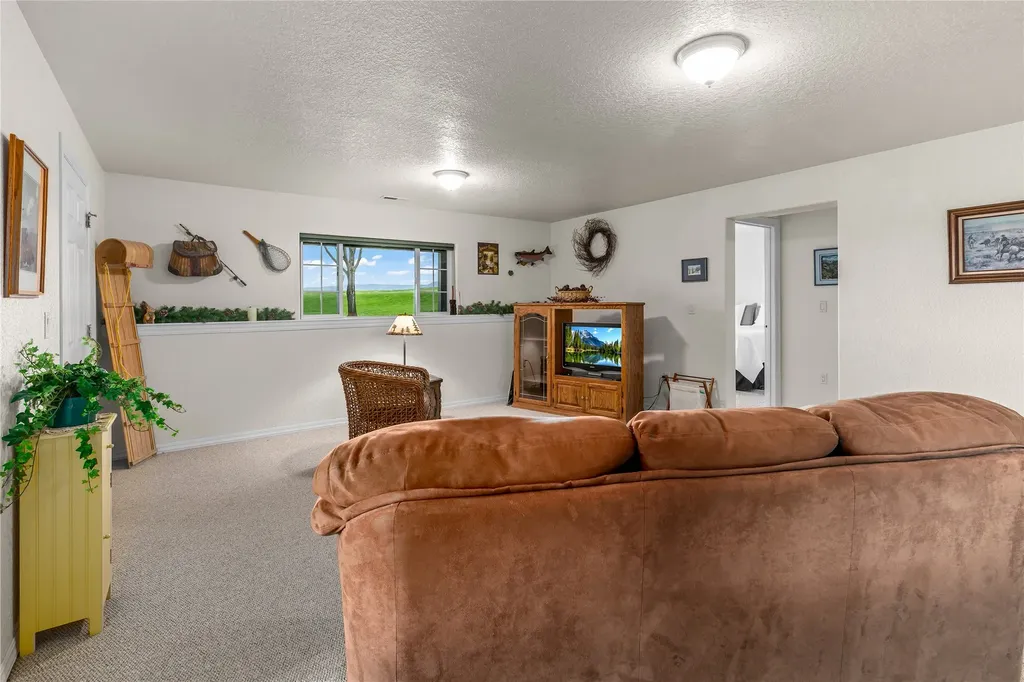 317 Montana Landing Polson MT 59860