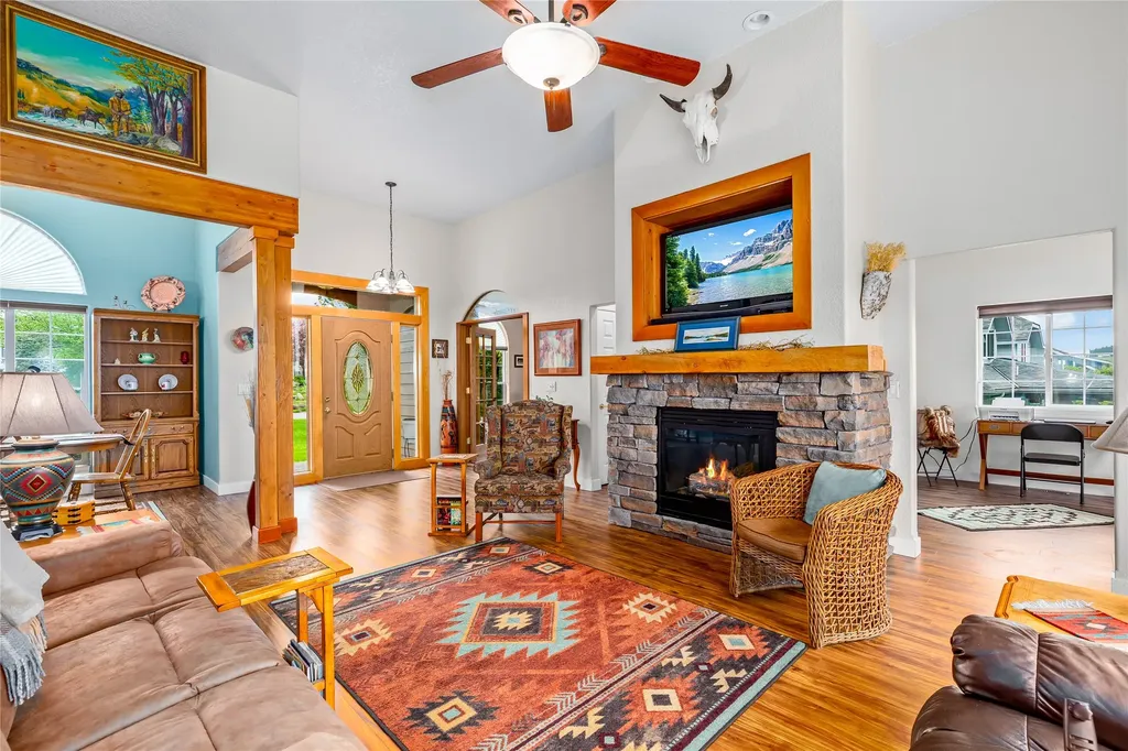 317 Montana Landing Polson MT 59860