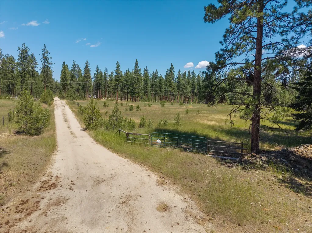 Nhn Trenk Way Florence MT 59833