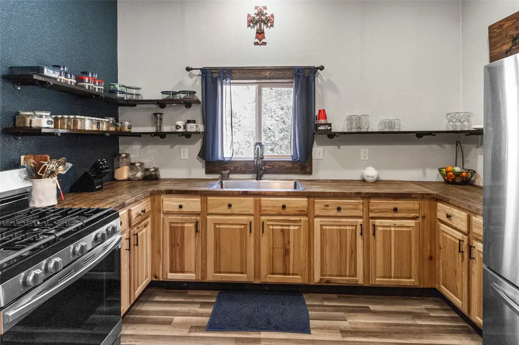 1500 Hodge Creek Road Kila MT 59920