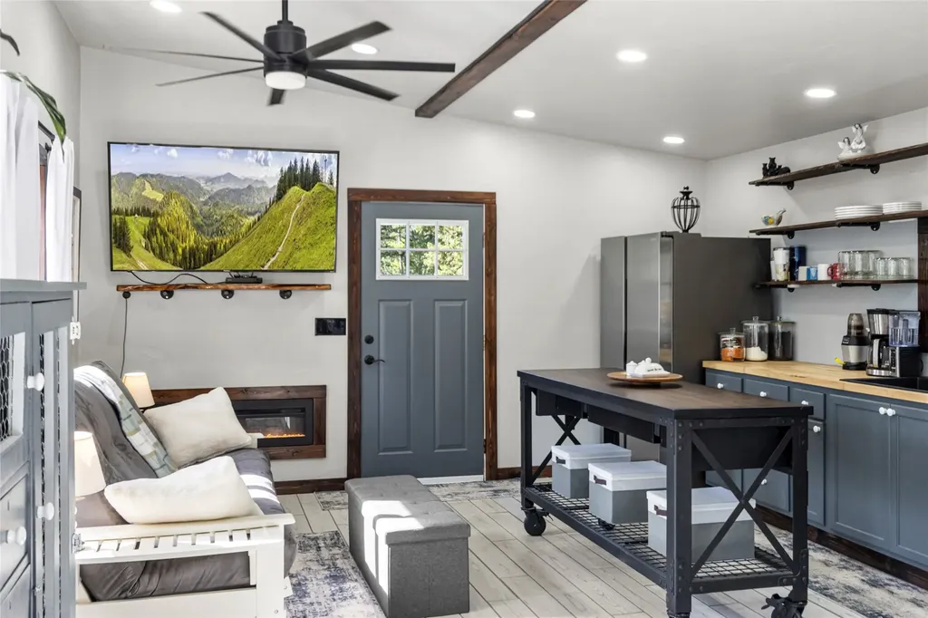 1500 Hodge Creek Road Kila MT 59920