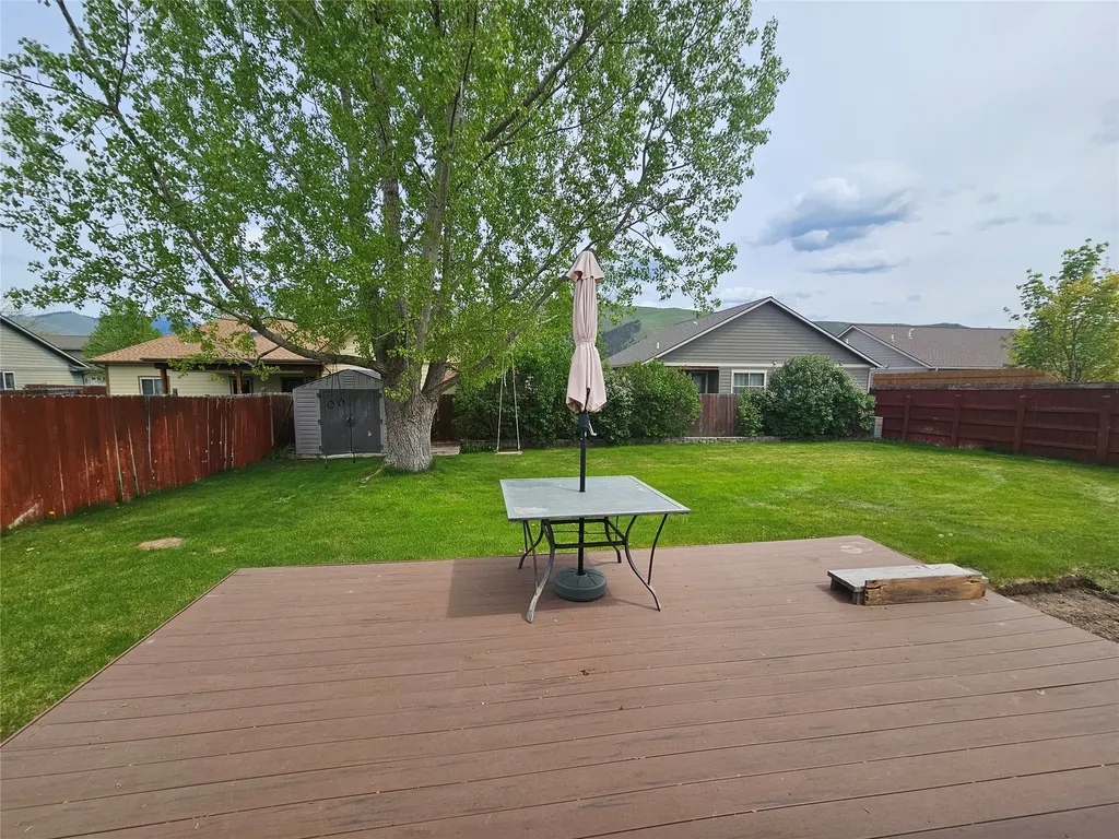 424 Lakeside Drive Lolo MT 59847