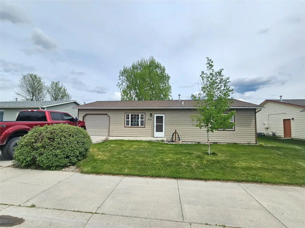 424 Lakeside Drive Lolo MT 59847