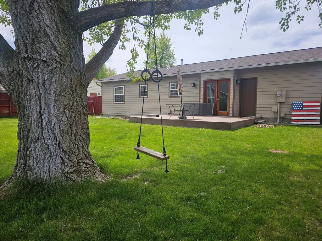 424 Lakeside Drive Lolo MT 59847
