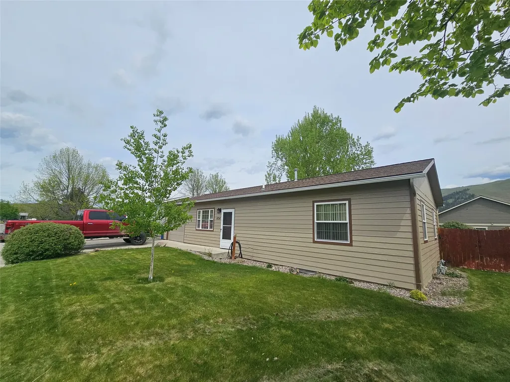 424 Lakeside Drive Lolo MT 59847