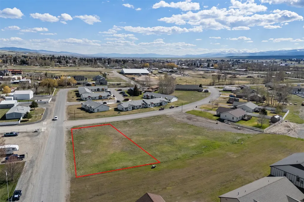 1011 Tumbleweed Lane Deer Lodge MT 59722