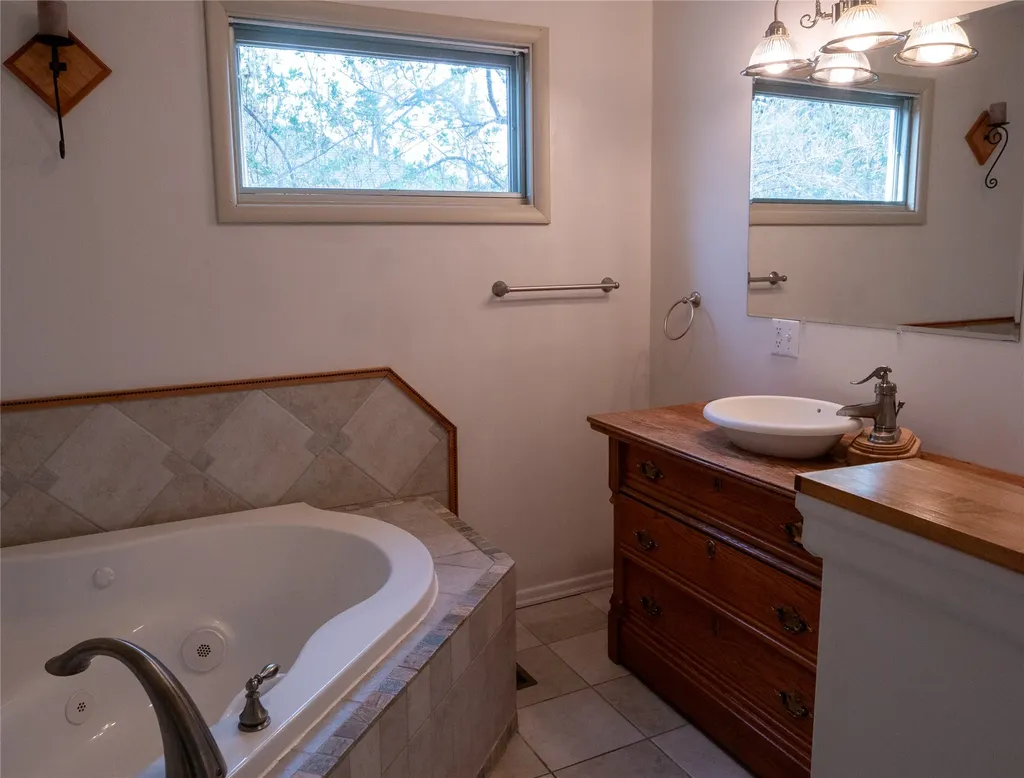 306 2nd Street N Fairfield MT 59436