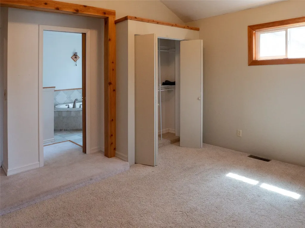 306 2nd Street N Fairfield MT 59436