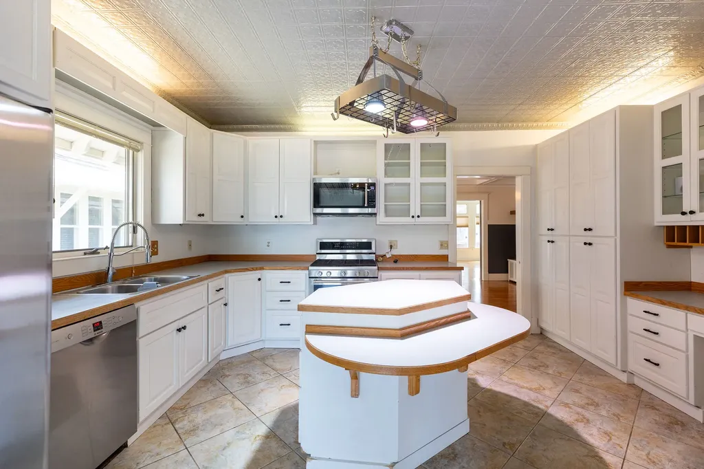 815 5th Avenue N Great Falls MT 59401