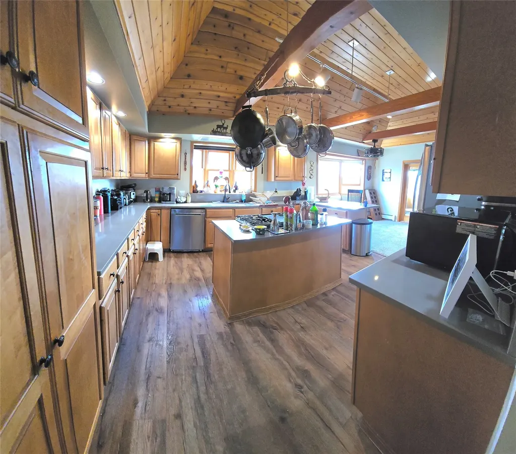 884 Wapiti Mountain Road Butte MT 59701