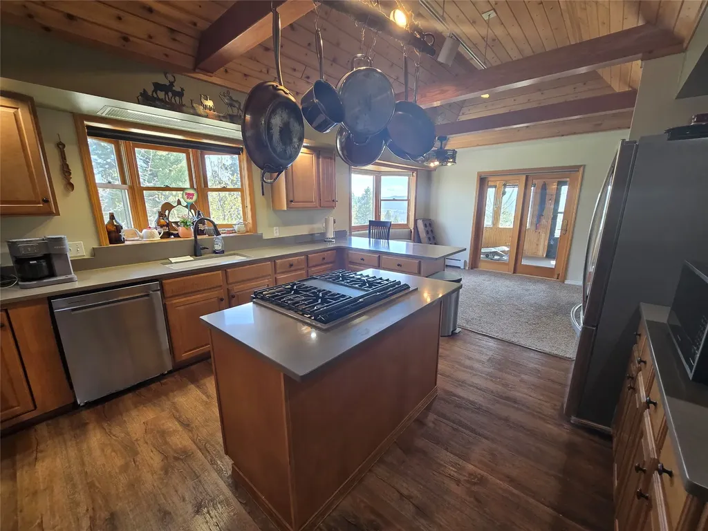884 Wapiti Mountain Road Butte MT 59701