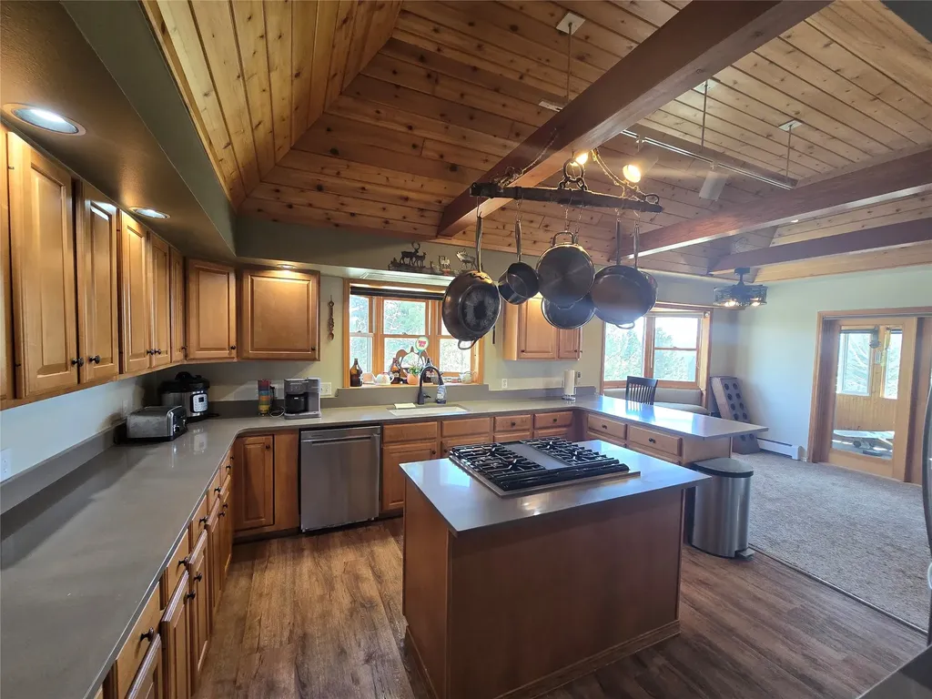 884 Wapiti Mountain Road Butte MT 59701