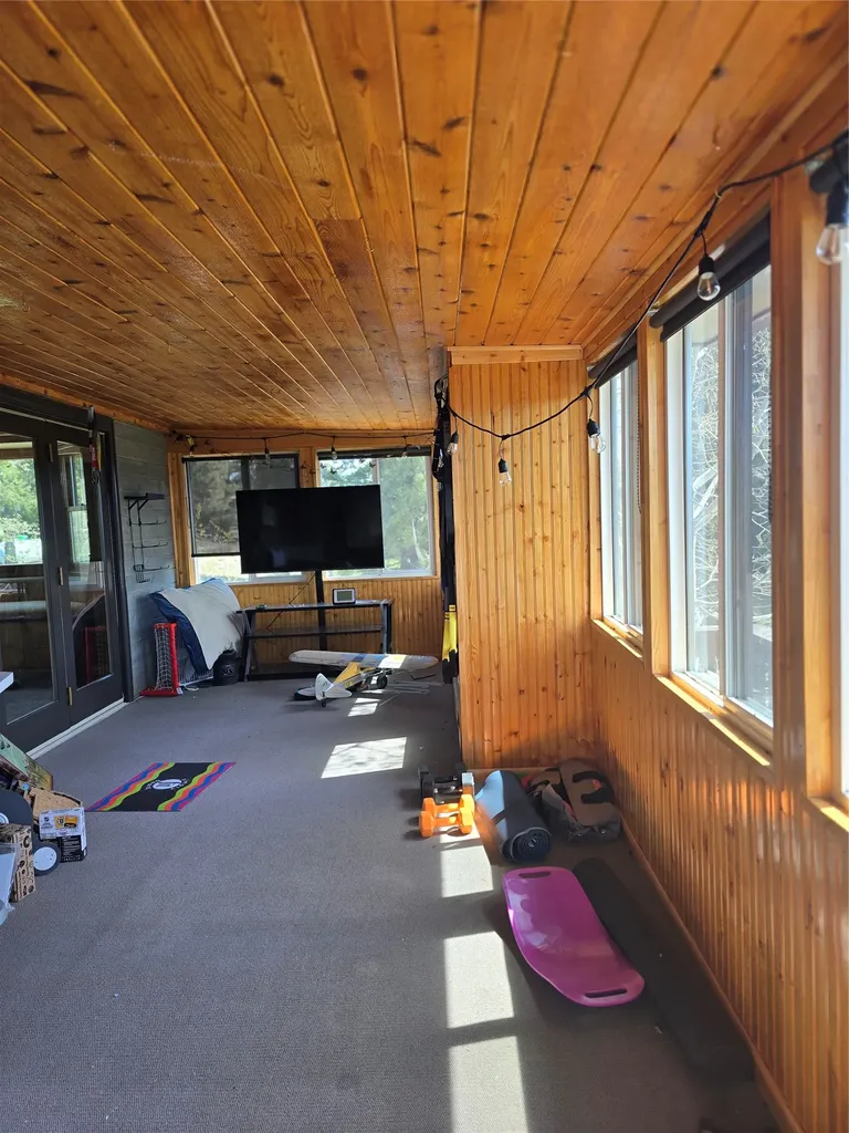884 Wapiti Mountain Road Butte MT 59701