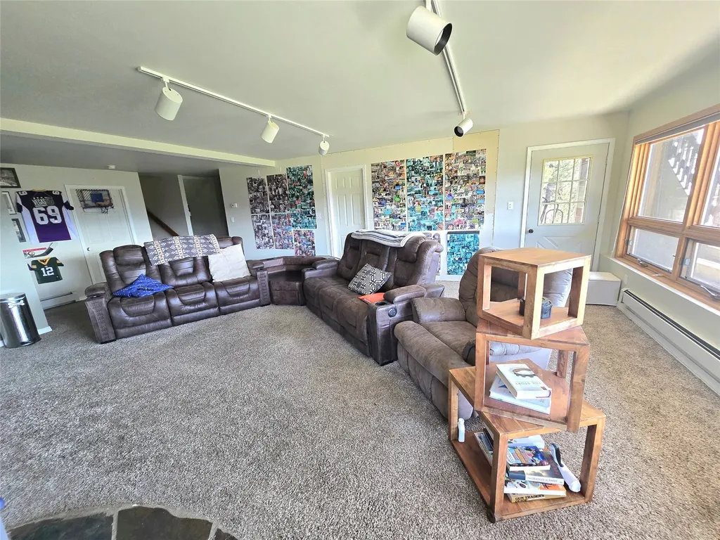 884 Wapiti Mountain Road Butte MT 59701