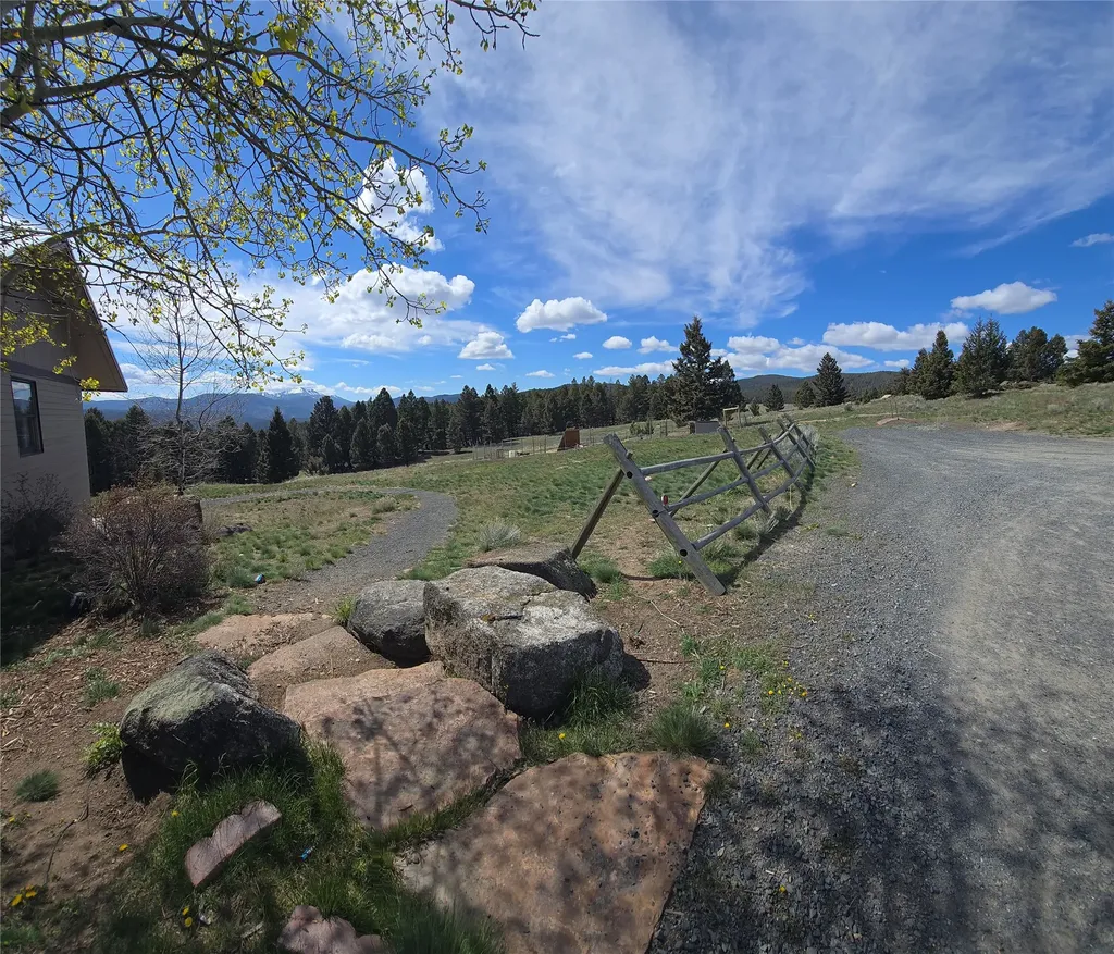 884 Wapiti Mountain Road Butte MT 59701