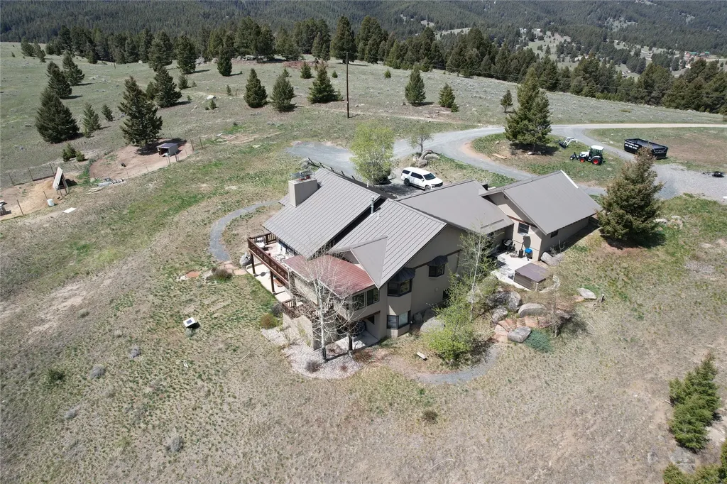 884 Wapiti Mountain Road Butte MT 59701