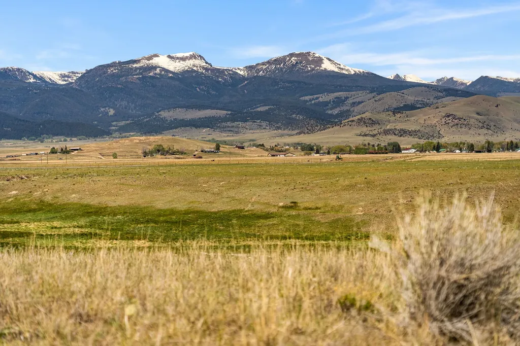 Tbd Rainbow Point Road Mcallister MT 59740
