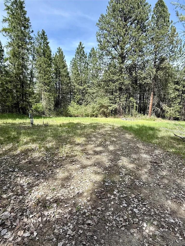 7 & Nhn Old Cottonwood Lane Trout Creek MT 59874