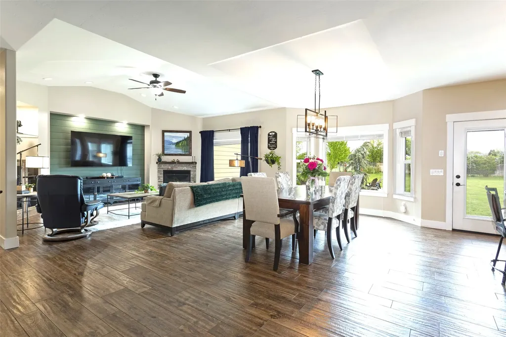 2398 Bald Eagle Close Missoula MT 59804