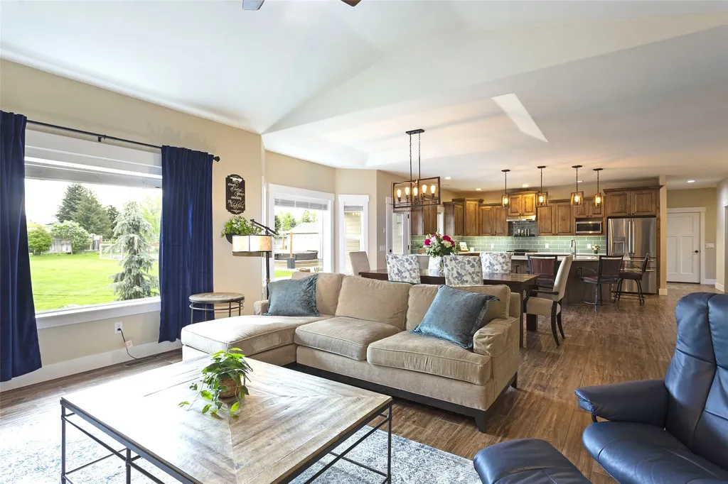 2398 Bald Eagle Close Missoula MT 59804