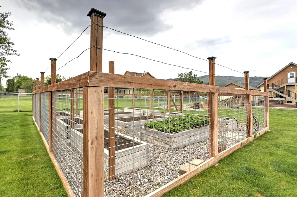 2398 Bald Eagle Close Missoula MT 59804