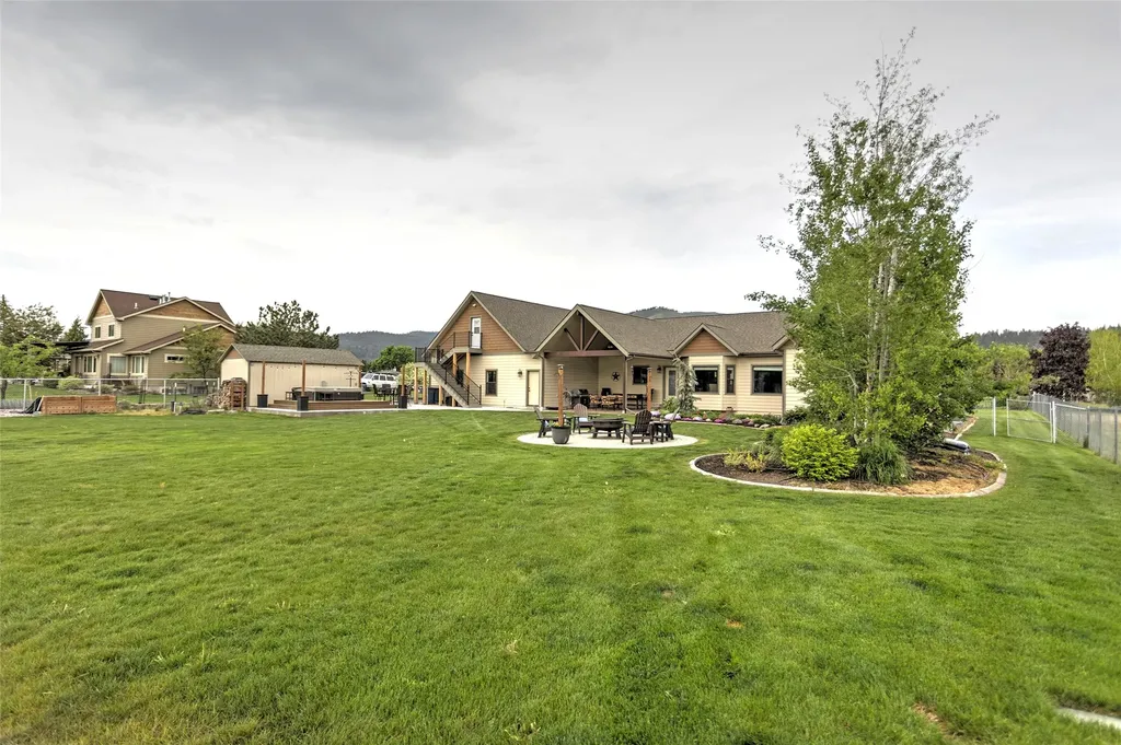 2398 Bald Eagle Close Missoula MT 59804