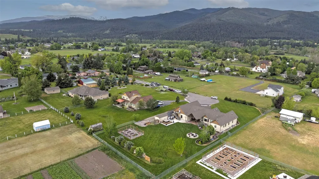 2398 Bald Eagle Close Missoula MT 59804