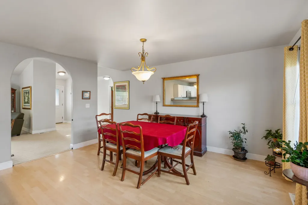 60 Clinton Lane Belgrade MT 59714