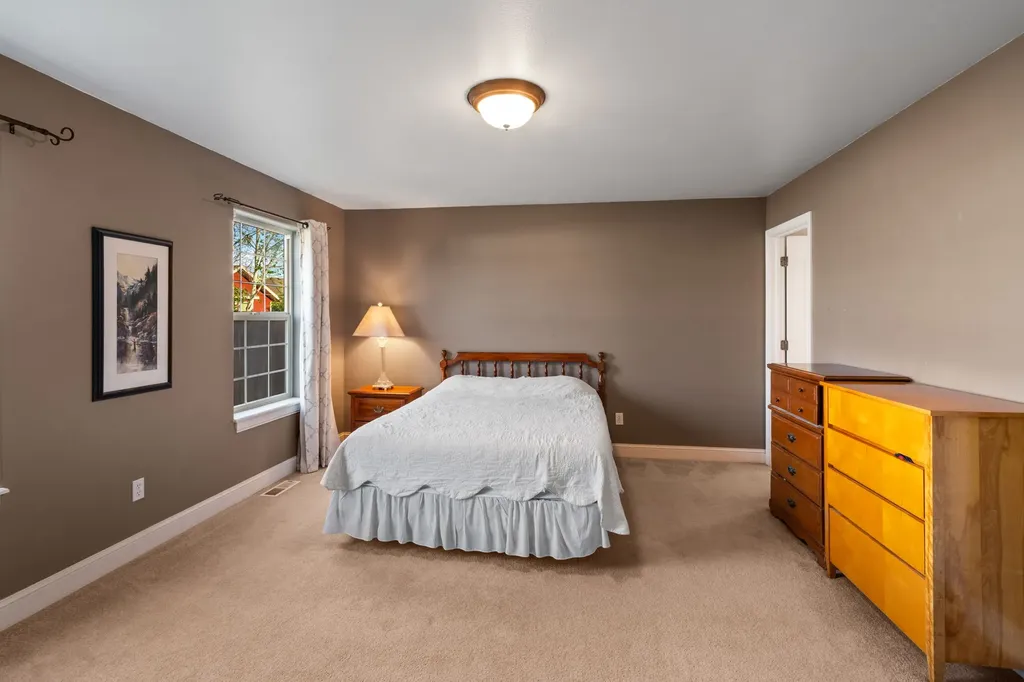 60 Clinton Lane Belgrade MT 59714